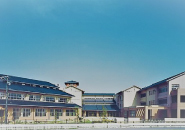小学校の電気施設一式を施工。